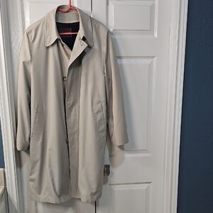 Vintage Traditionalist 44REG Classic Style Removeable Faux Fur Trench Coat